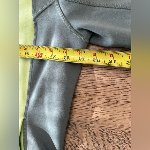 The North Face Momentum Fleece Jacket medium Olive Green Citrine Magenta logo - Picture 11 of 16